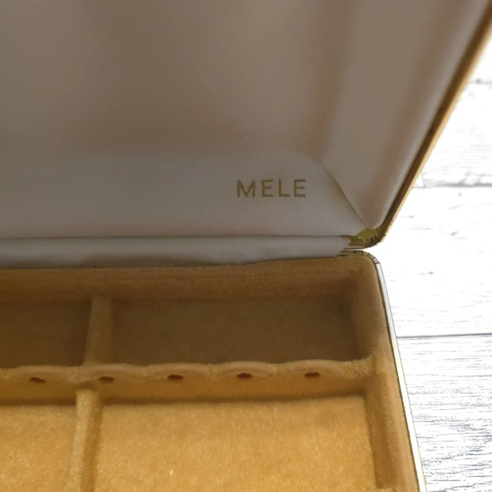Mele Clamshell Hard Case Floral 1970's Travel Jewelry Box‎ Vintage